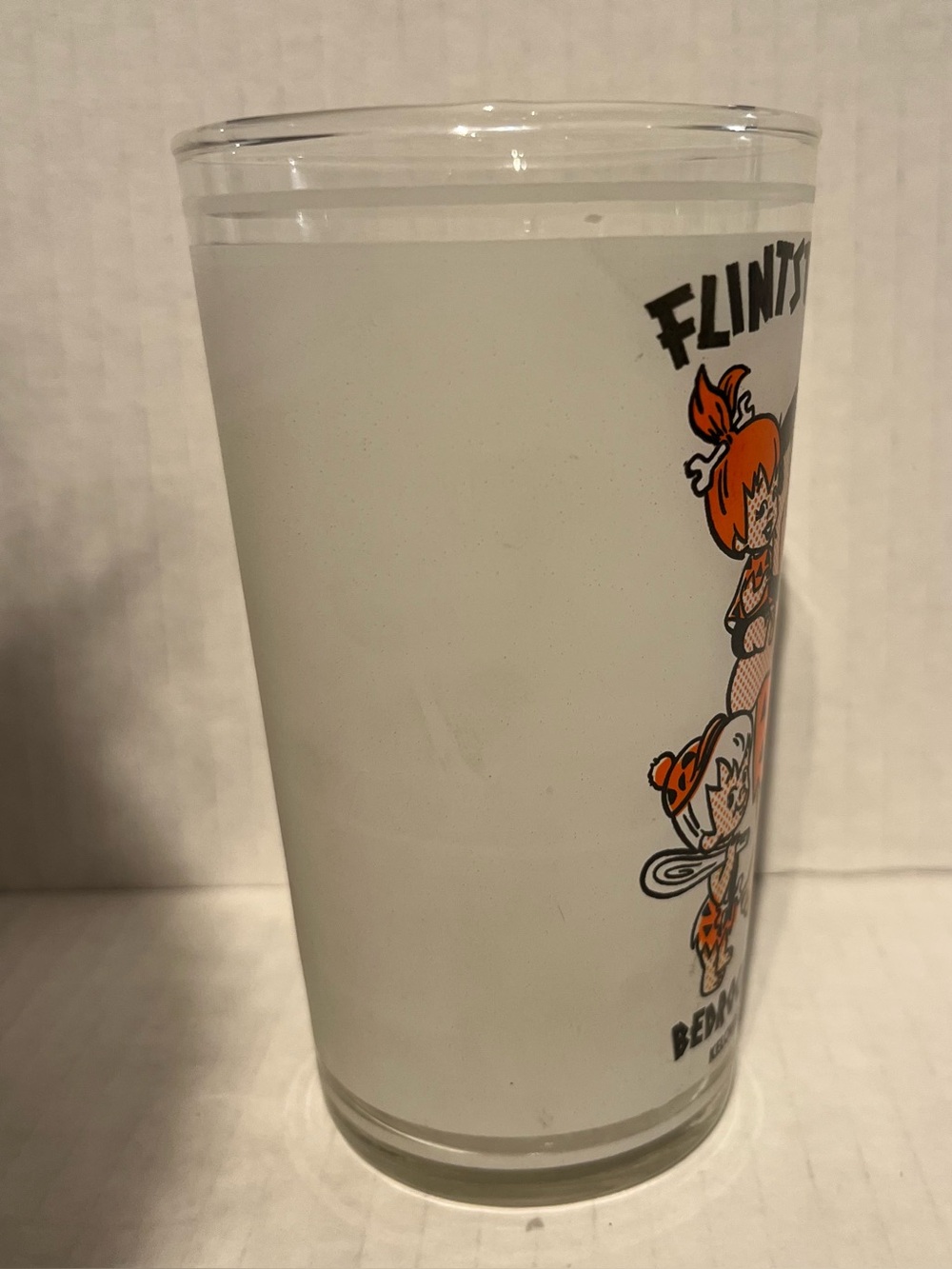 RARE VINTAGE 1973 THE FLINTSTONES GLASS 1973 BEDROCK CITY KELOWNA BC. - Picture 4 of 6